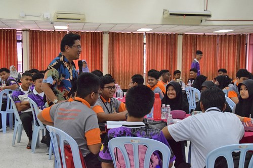 INSPEM anjur Kem Cakna Sains bersama pelajar SM Sains Gua Musang